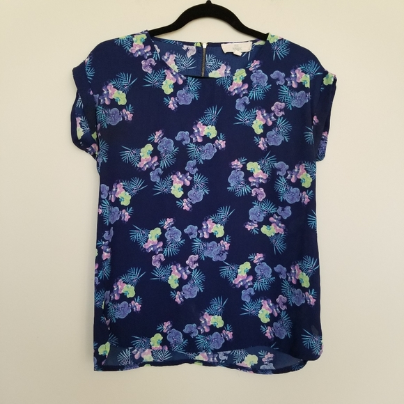 Pink Republic Tops - Pink Republic blue floral short sleeve blouse XS
